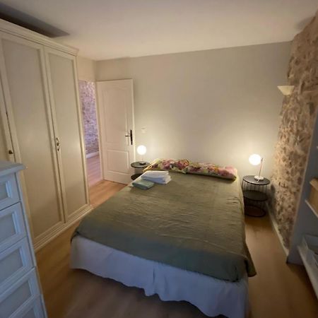 C054-Bel Appartement Lumineux Au Coeur Du Suquet Cannes Exteriör bild